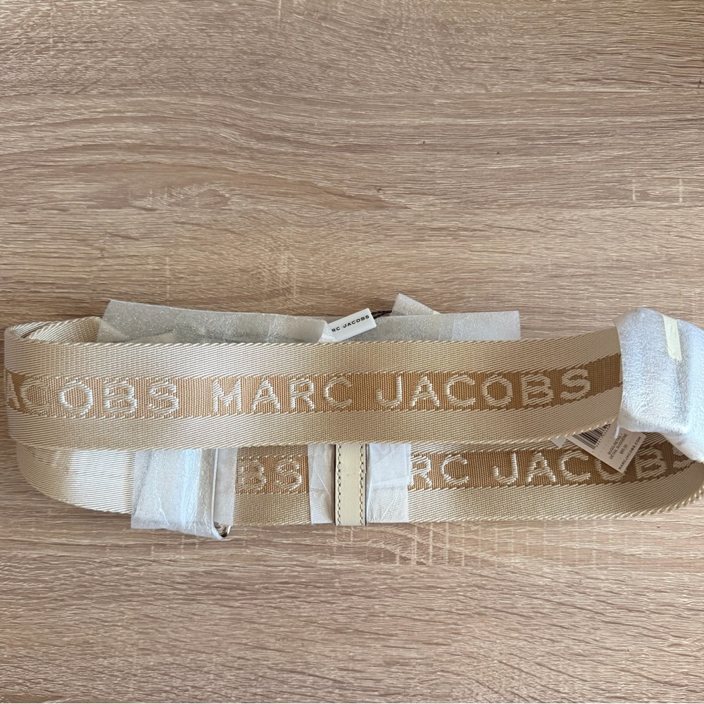 New Marc Jacobs Cream and White Logo Strap - Picture 3 of 9